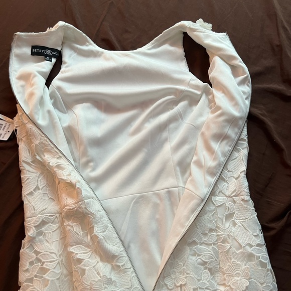 Virgin White Lace Appliqué Dress - Picture 10 of 16